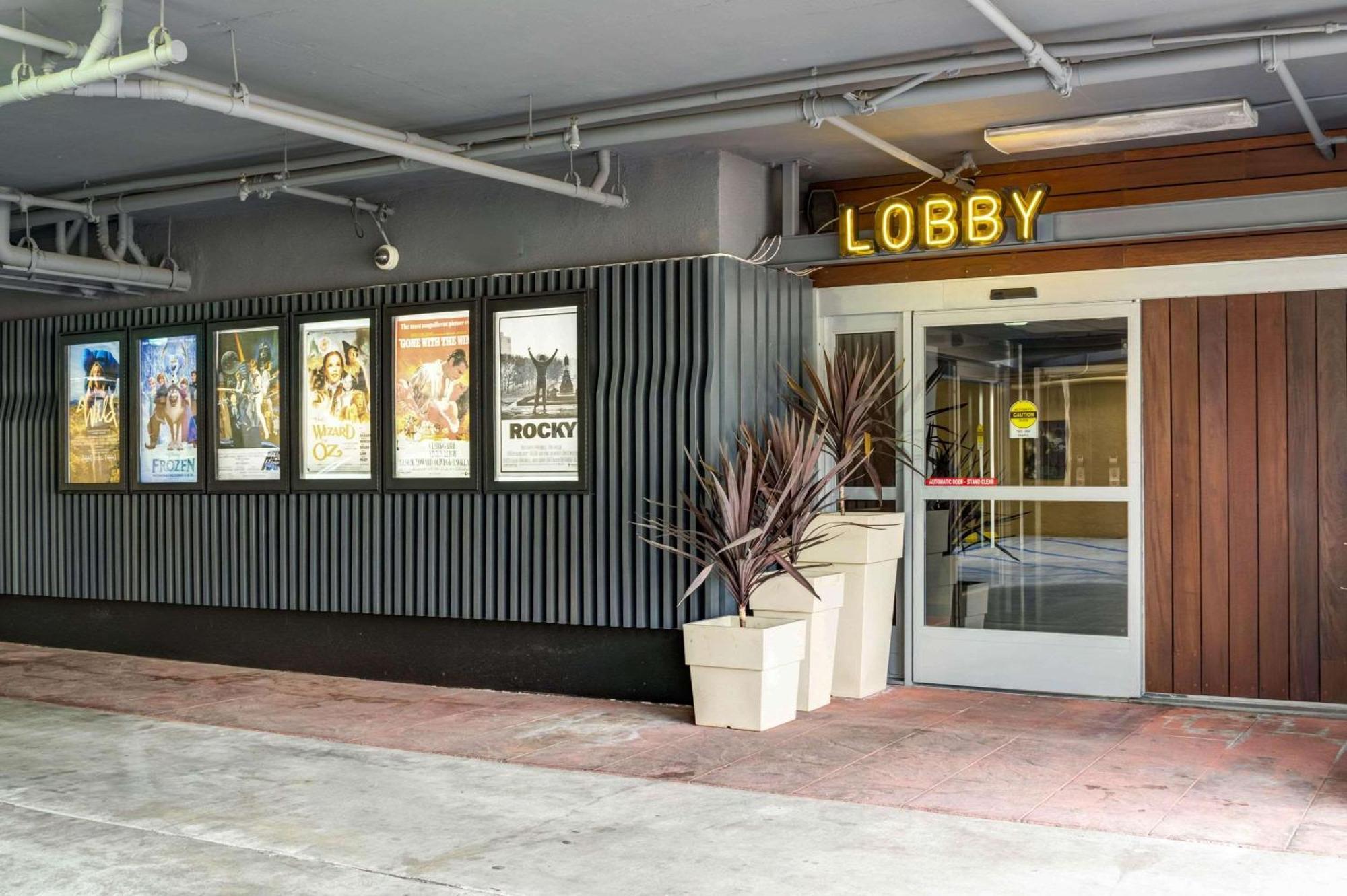 Tilt Hotel Universal-Hollywood, Ascend Hotel Collection Los Angeles Bagian luar foto